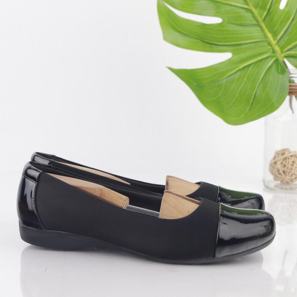 Clarks Womens Ballet Flats Size 8 Black Patent Cap Toe Slip On‎ Shoe Comfort